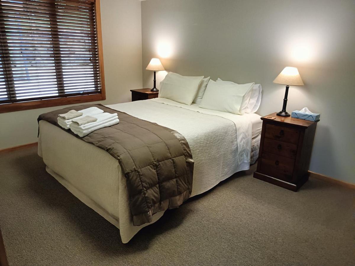 Riverstone Retreat Karamea מראה חיצוני תמונה